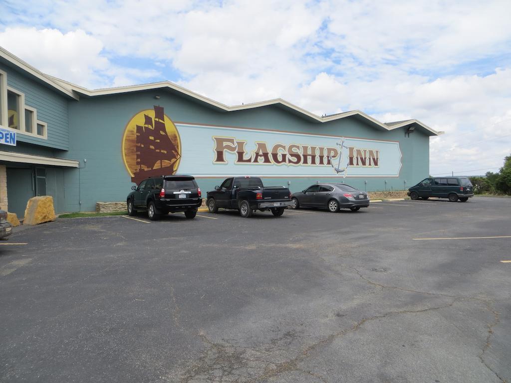 Flagship Inn Lake Brownwood Kültér fotó