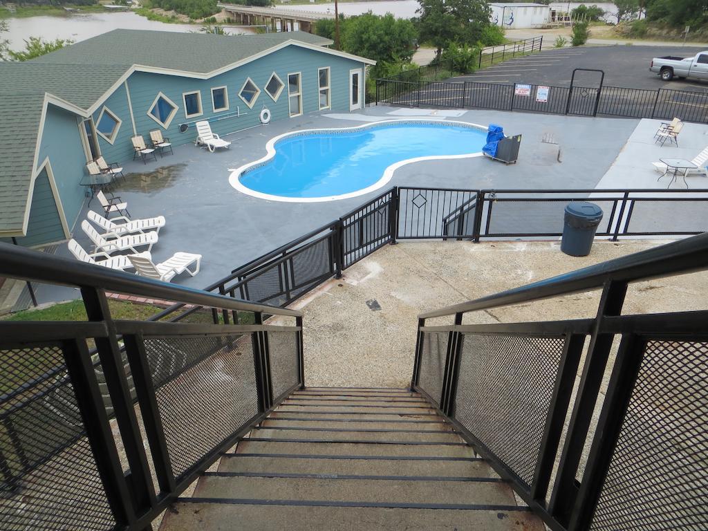 Flagship Inn Lake Brownwood Kültér fotó